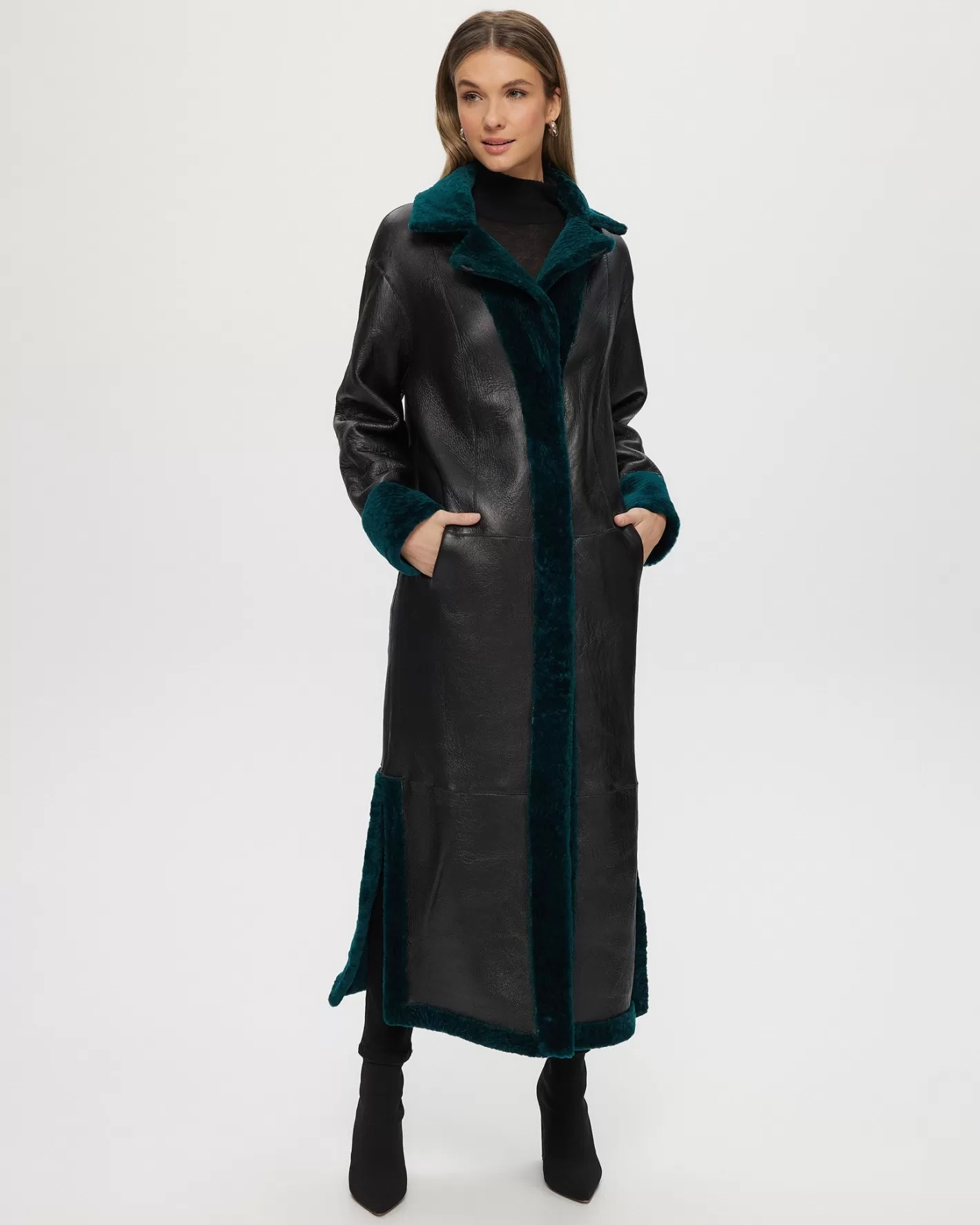 Women GORSKI Montreal Reversible Select Shearling Lamb Coat With Side Slits And Belt