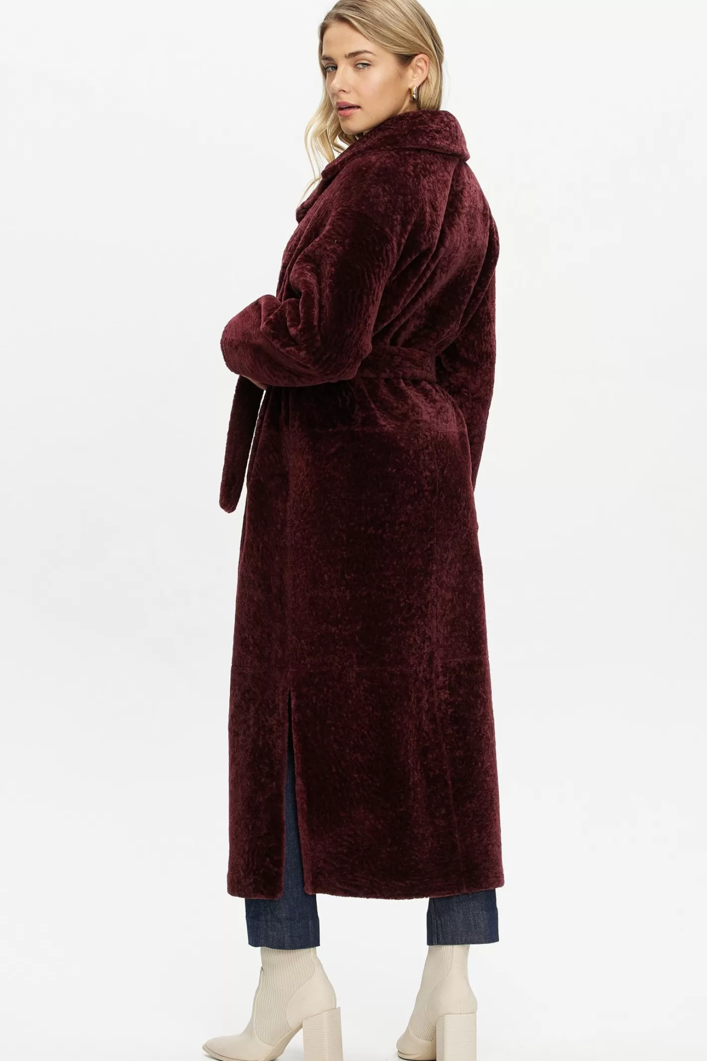 Women GORSKI Montreal Reversible Select Shearling Lamb Coat With Side Slits And Belt
