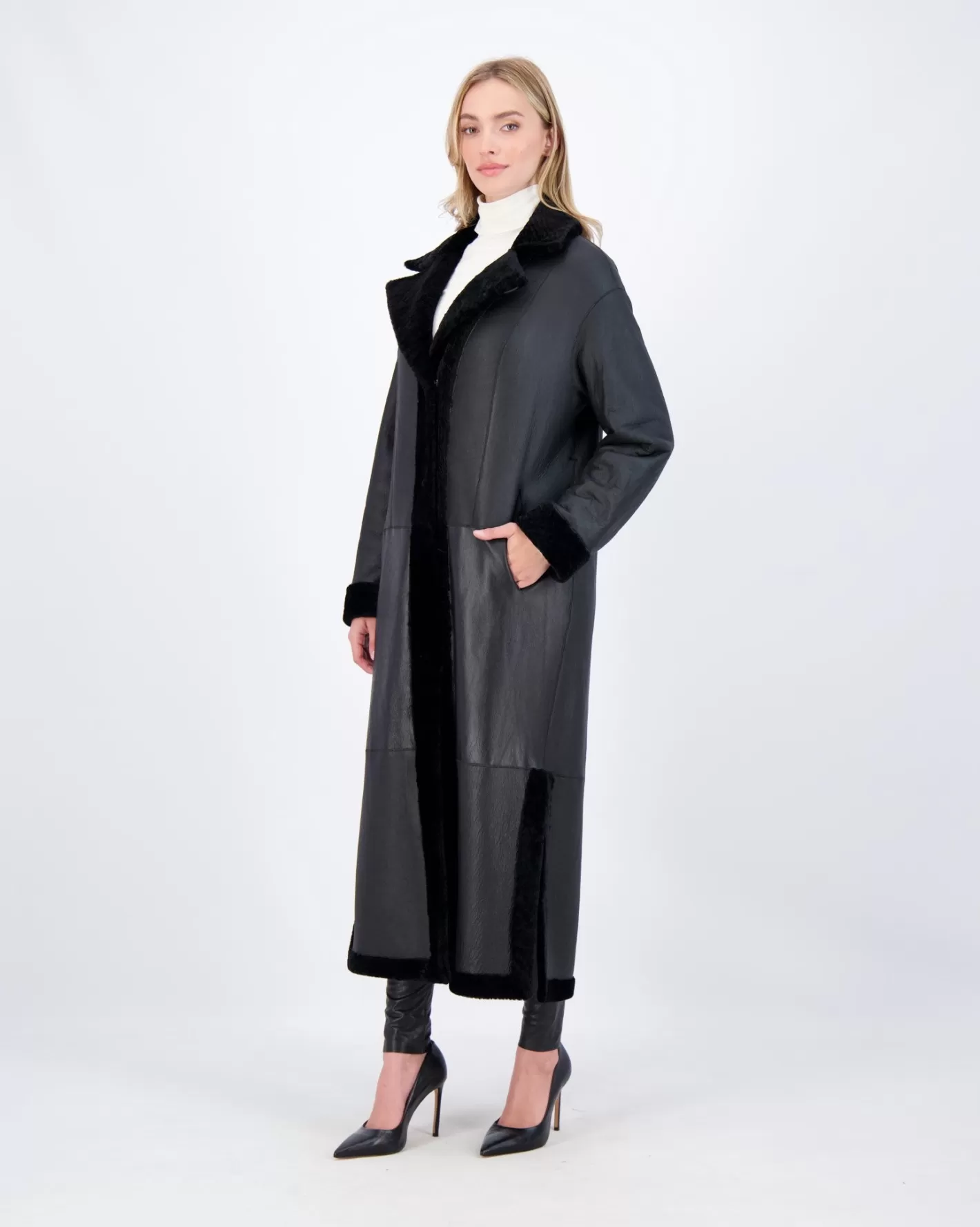 Women GORSKI Montreal Reversible Select Shearling Lamb Coat With Side Slits And Belt