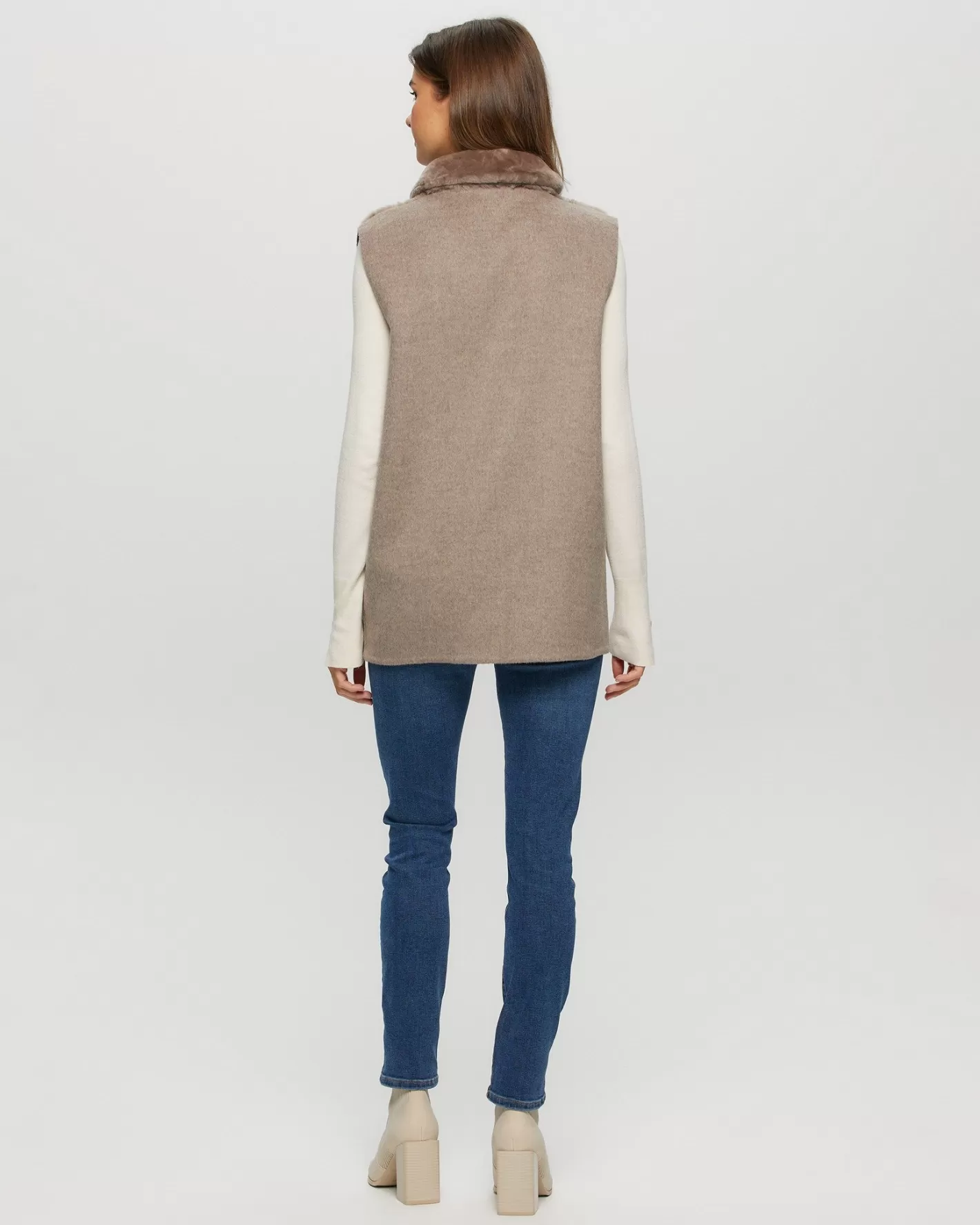Women GORSKI Montreal Reversible Select Shearling Lamb Vest With Cashmere & Wool Back And Belt