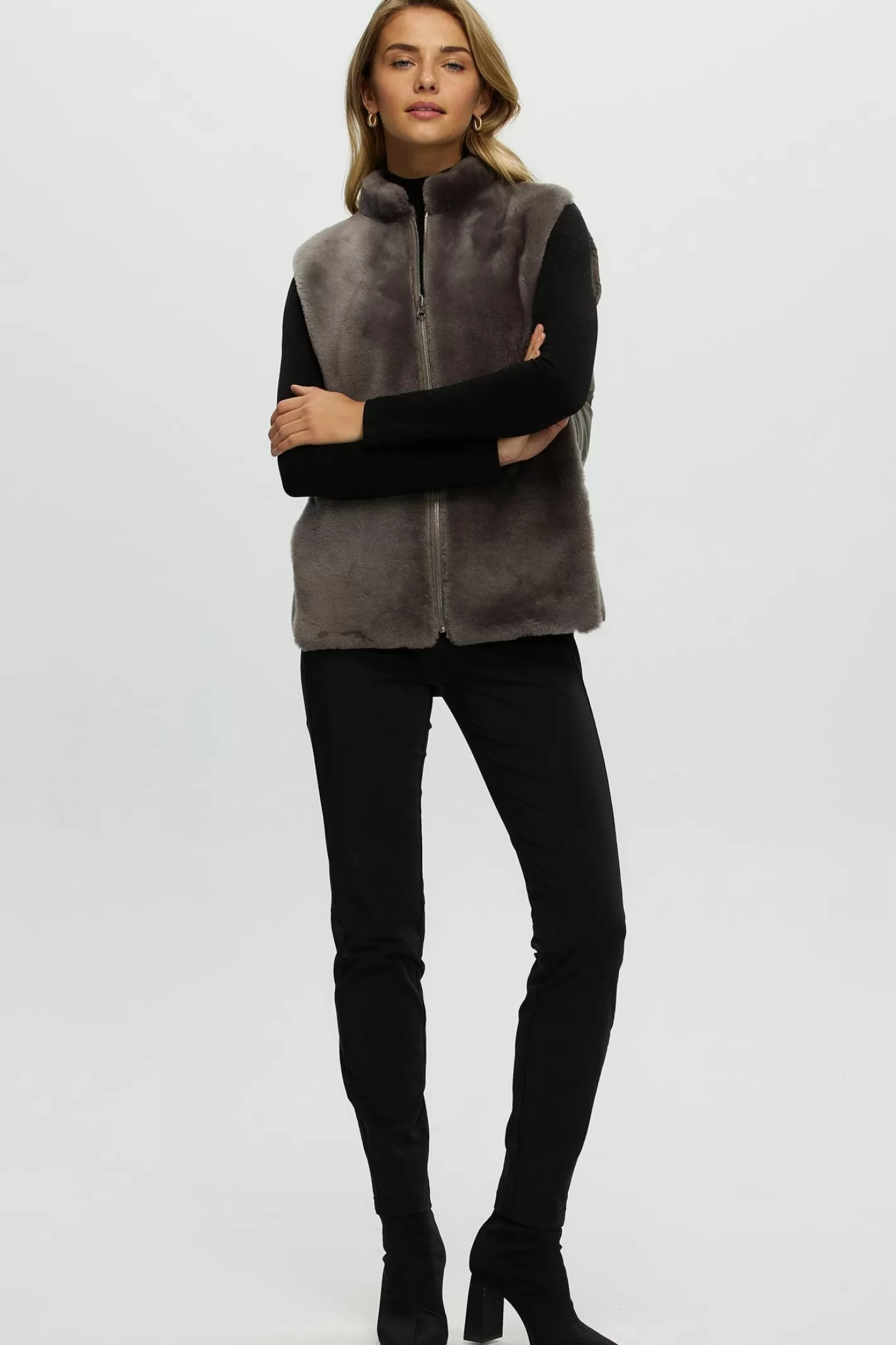 Women GORSKI Montreal Reversible Select Shearling Lamb Vest With Loro Piana Cashmere & Wool Quilted Down Back