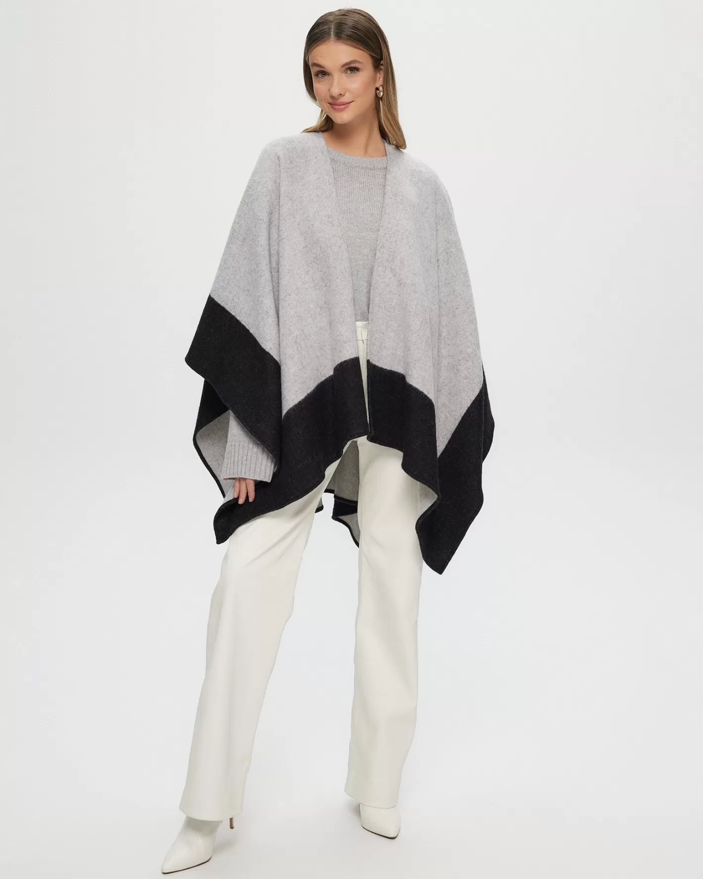 Women GORSKI Montreal Reversible Select Wool Cape