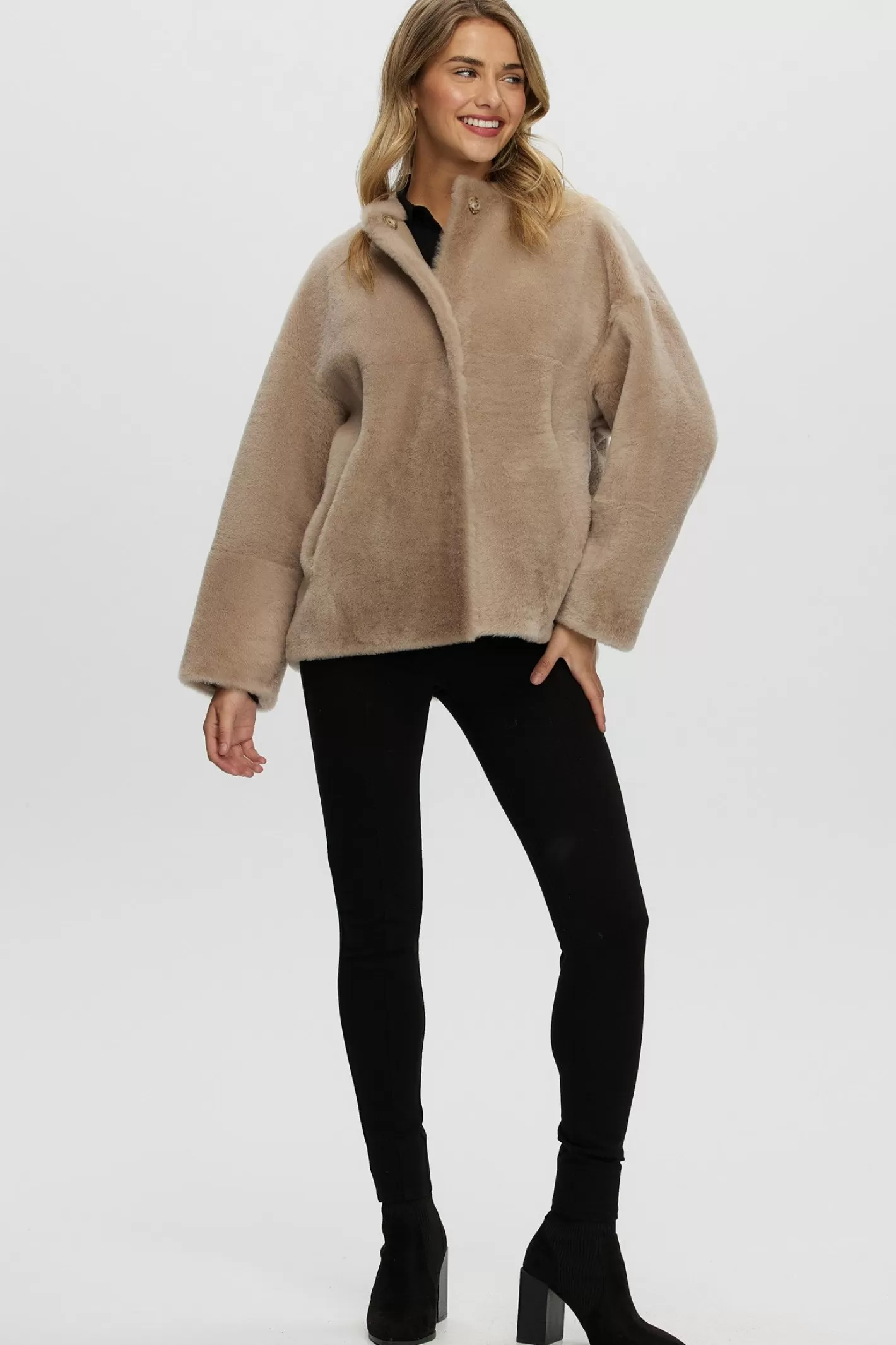 Women GORSKI Montreal Reversible Shearling Lamb Collarless Jacket