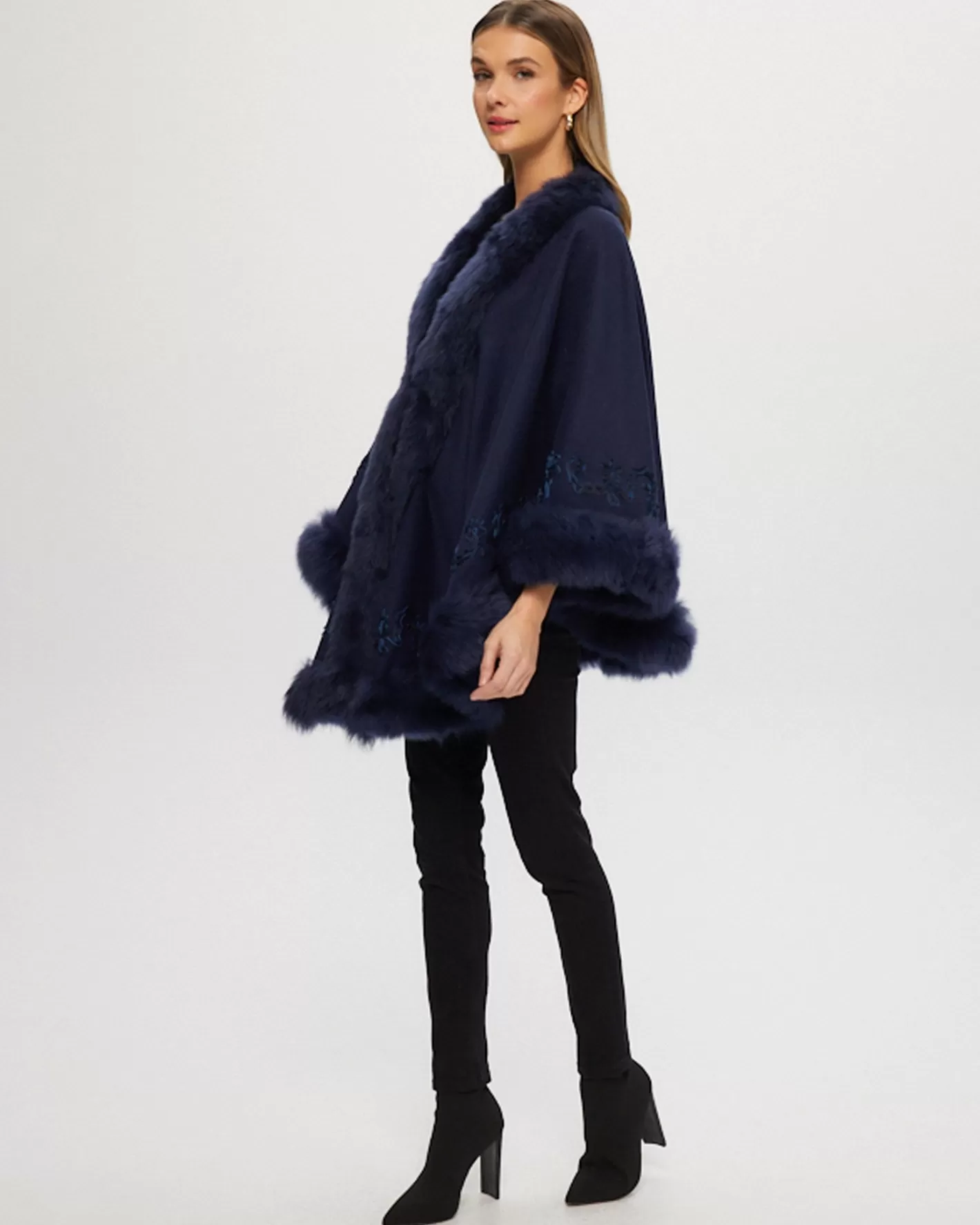 Women GORSKI Montreal Select Cashmere & Wool Cape With Toscana Shearling Lamb Trim And Ribbon Embroidery