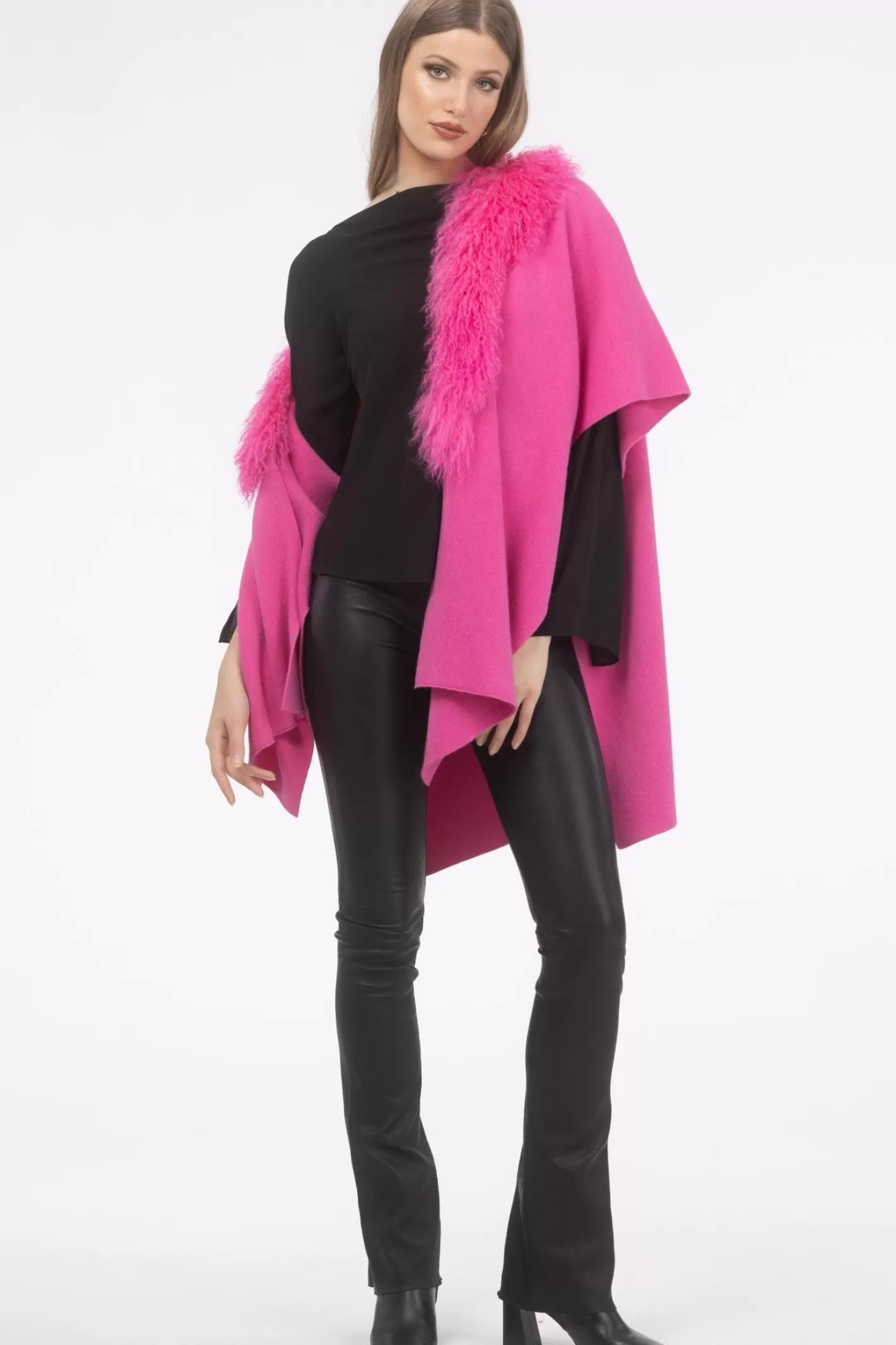 Women GORSKI Montreal Select Cashmere And Merino Wool Blend Cape With Select Mongolian Lamb Trim