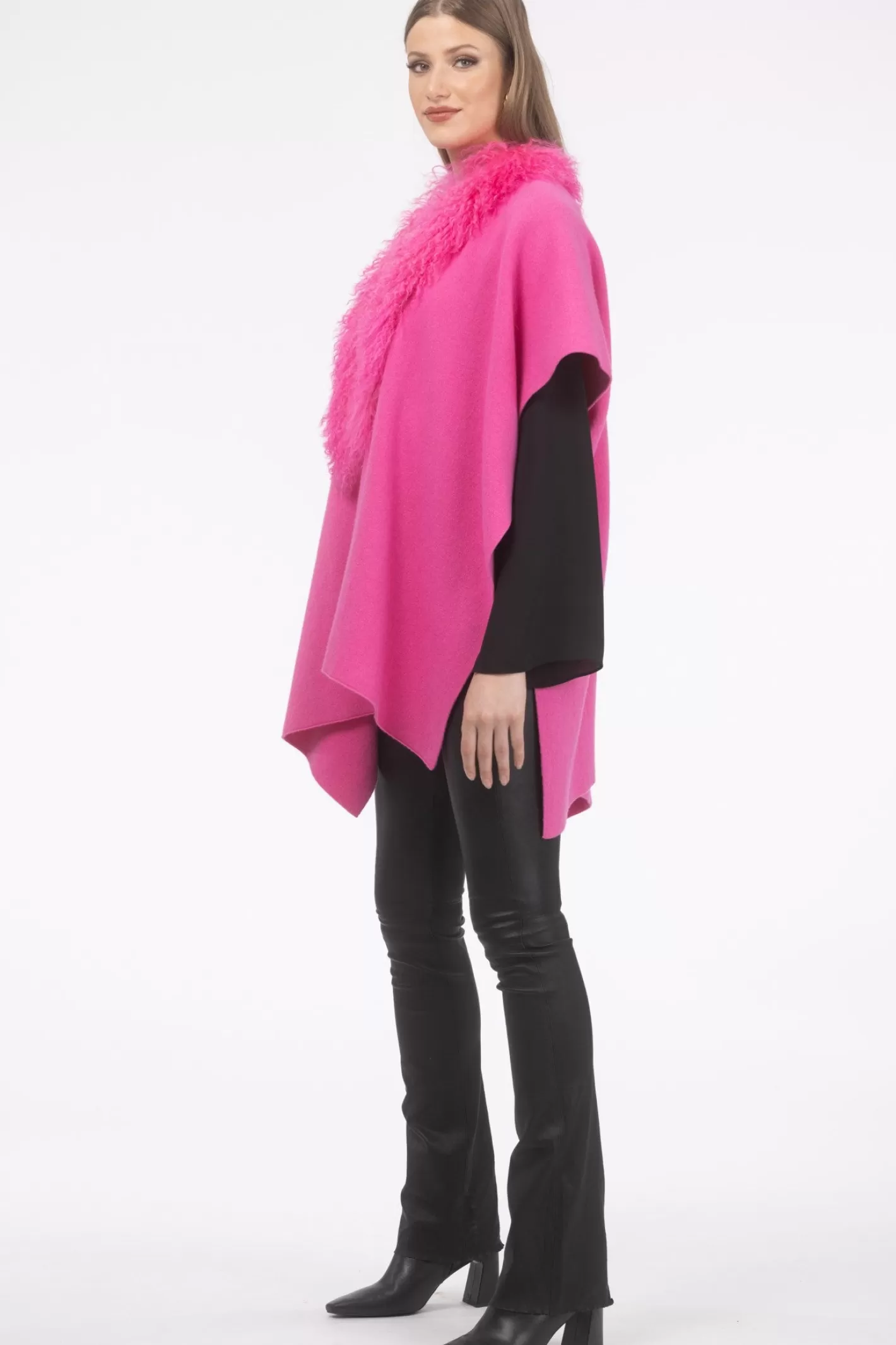 Women GORSKI Montreal Select Cashmere And Merino Wool Blend Cape With Select Mongolian Lamb Trim