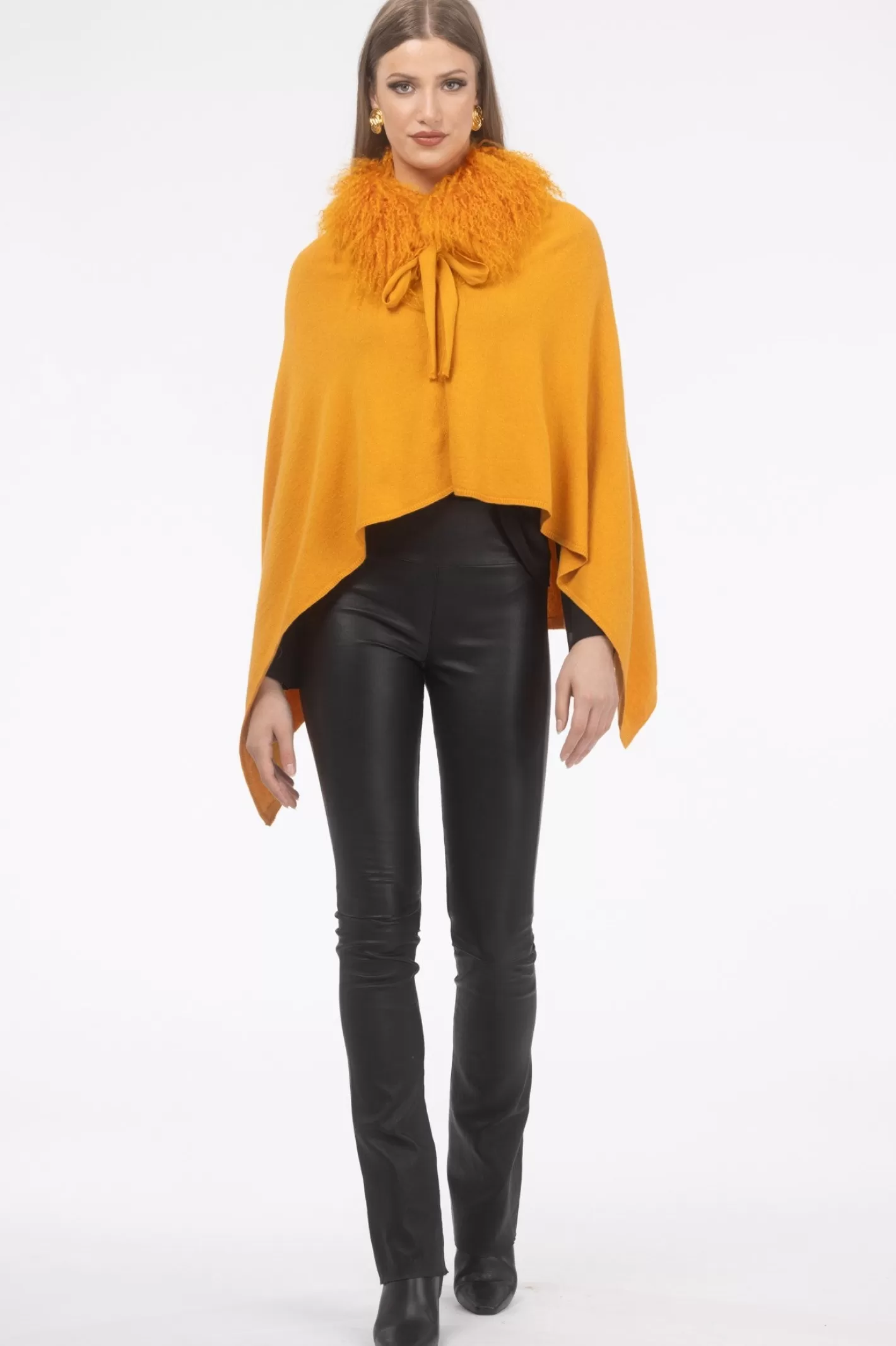 Women GORSKI Montreal Select Cashmere And Merino Wool Blend Poncho With Select Mongolian Lamb Collar