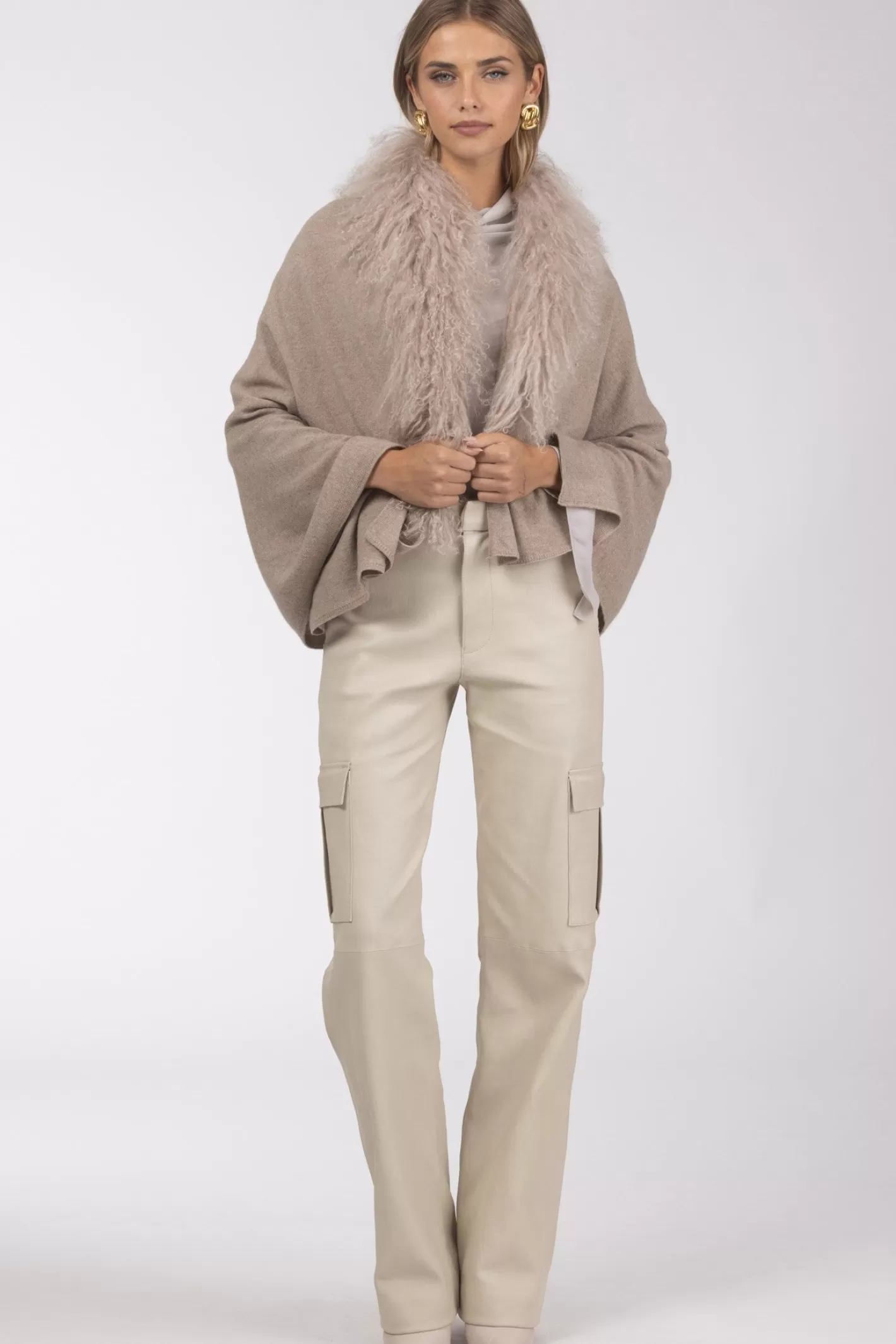 Women GORSKI Montreal Select Cashmere And Merino Wool Blend Stole With Select Mongolian Lamb Trim