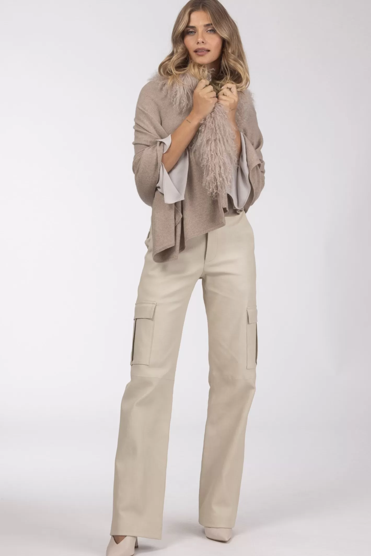 Women GORSKI Montreal Select Cashmere And Merino Wool Blend Stole With Select Mongolian Lamb Trim