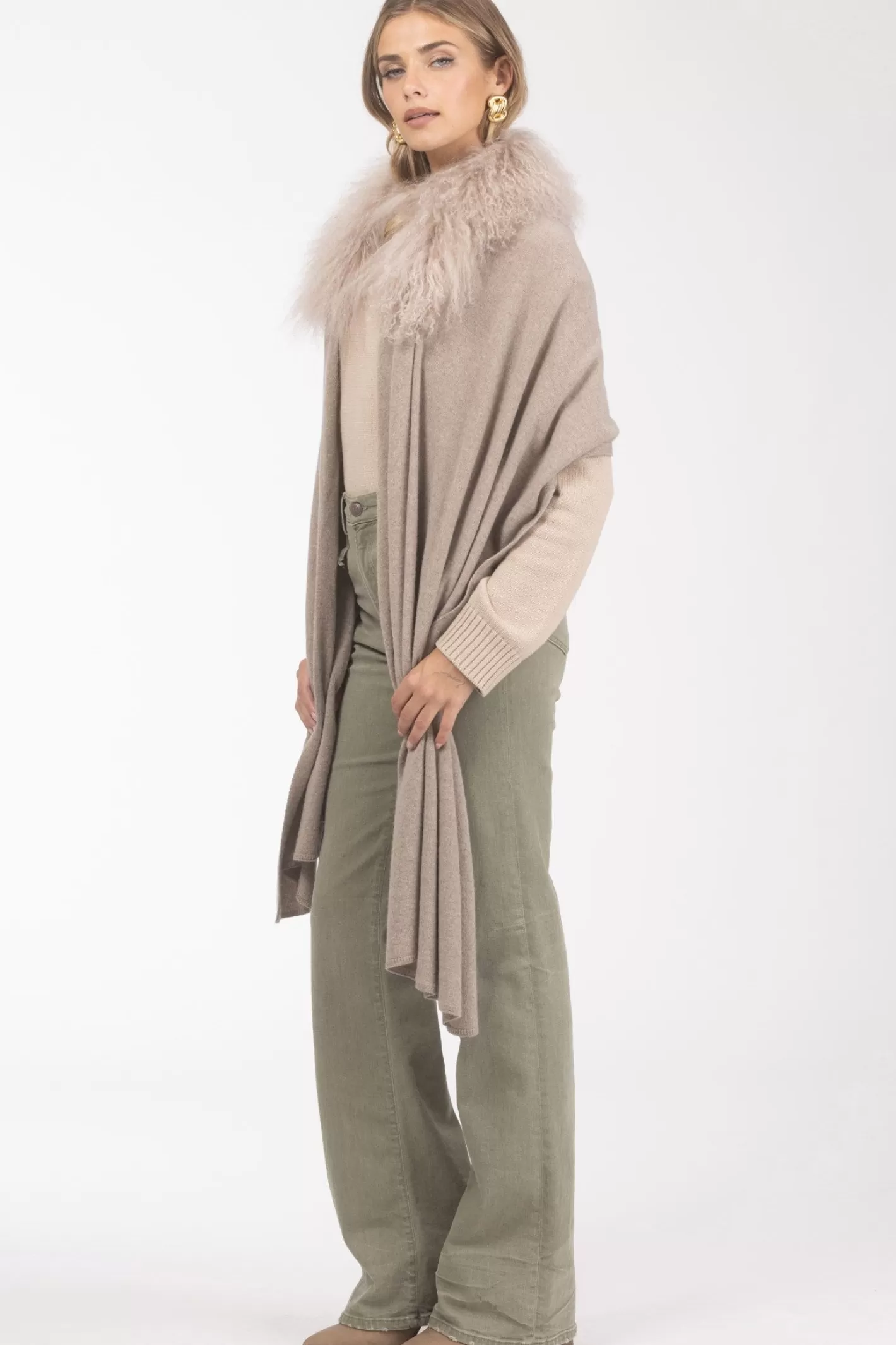 Women GORSKI Montreal Select Cashmere And Merino Wool Blend Stole With Select Mongolian Lamb Trim