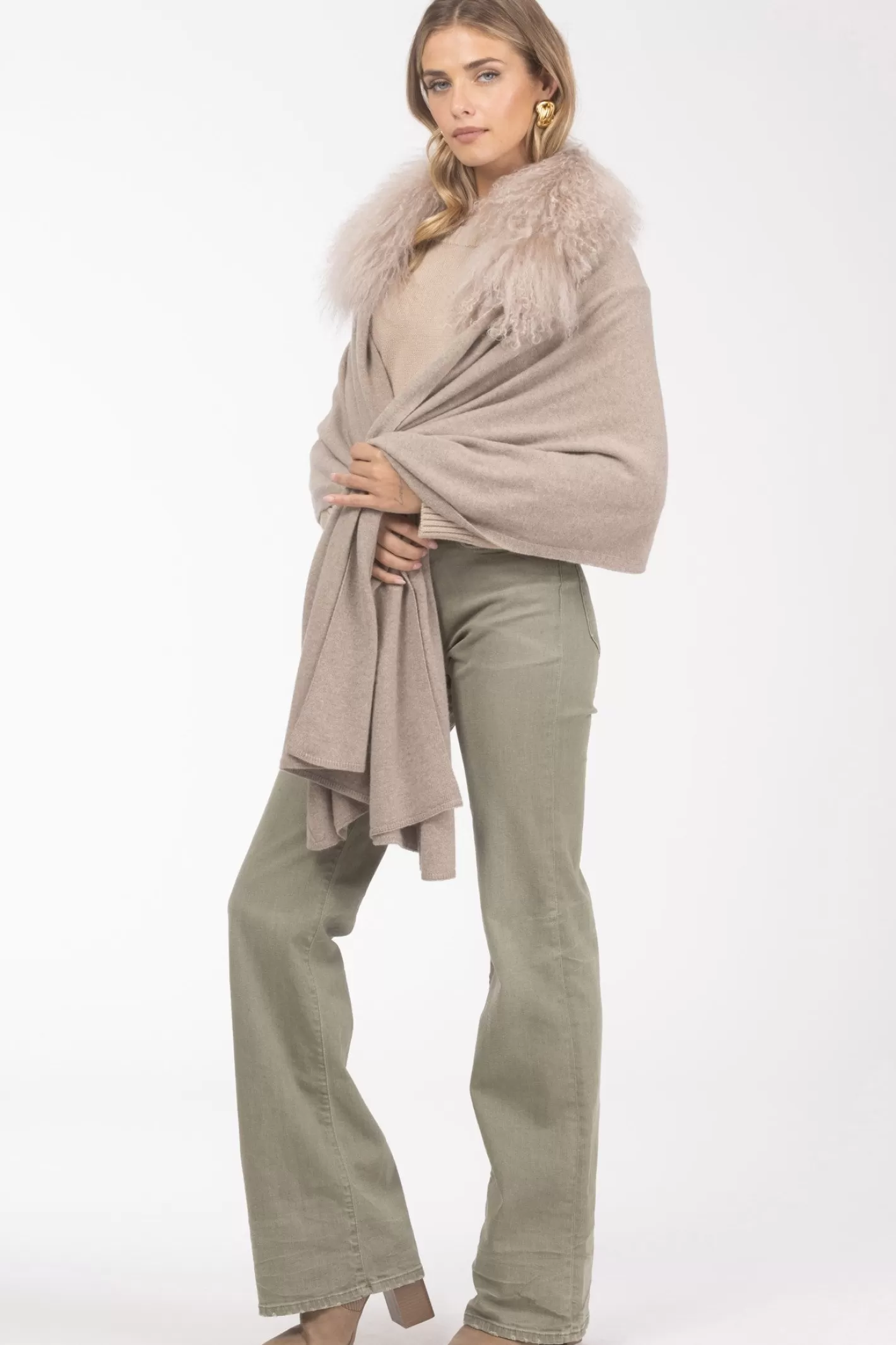 Women GORSKI Montreal Select Cashmere And Merino Wool Blend Stole With Select Mongolian Lamb Trim