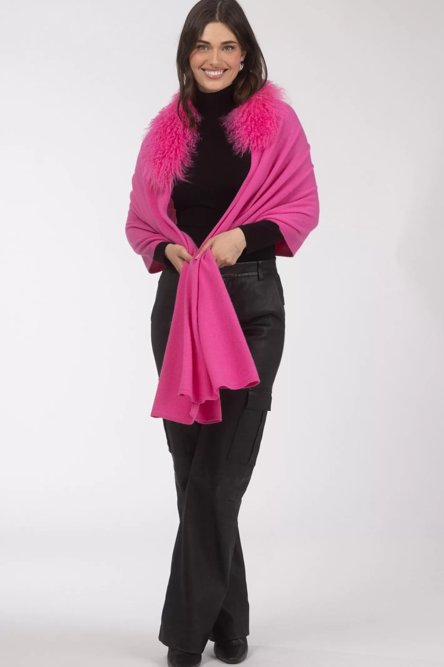 Women GORSKI Montreal Select Cashmere And Merino Wool Blend Stole With Select Mongolian Lamb Trim