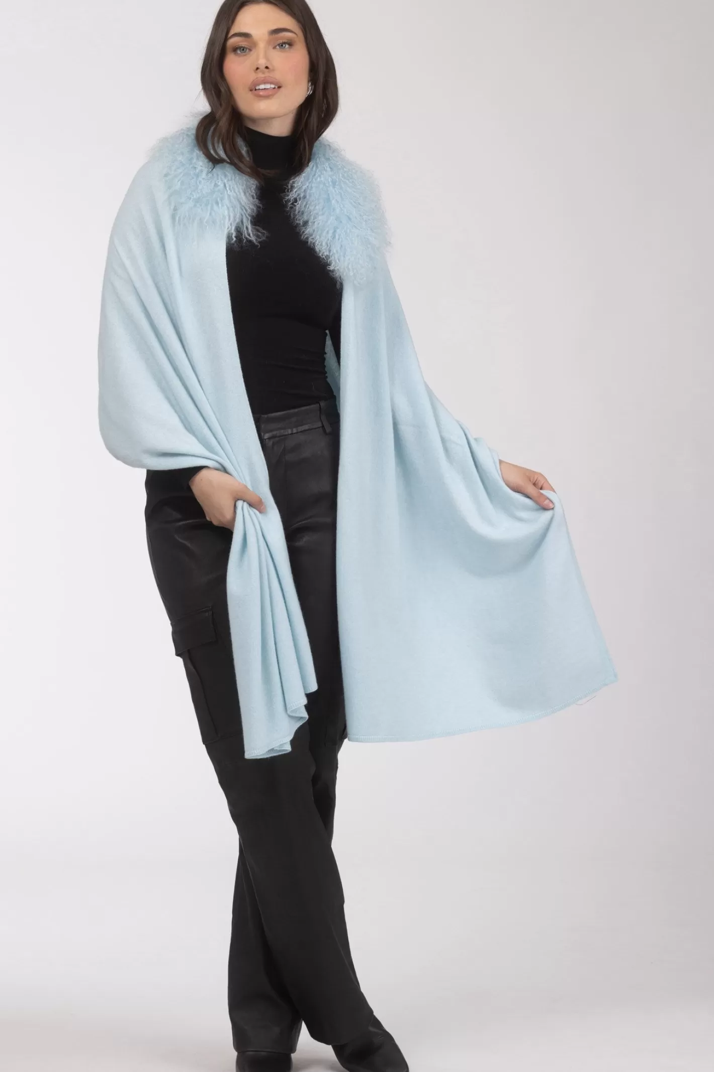 Women GORSKI Montreal Select Cashmere And Merino Wool Blend Stole With Select Mongolian Lamb Trim