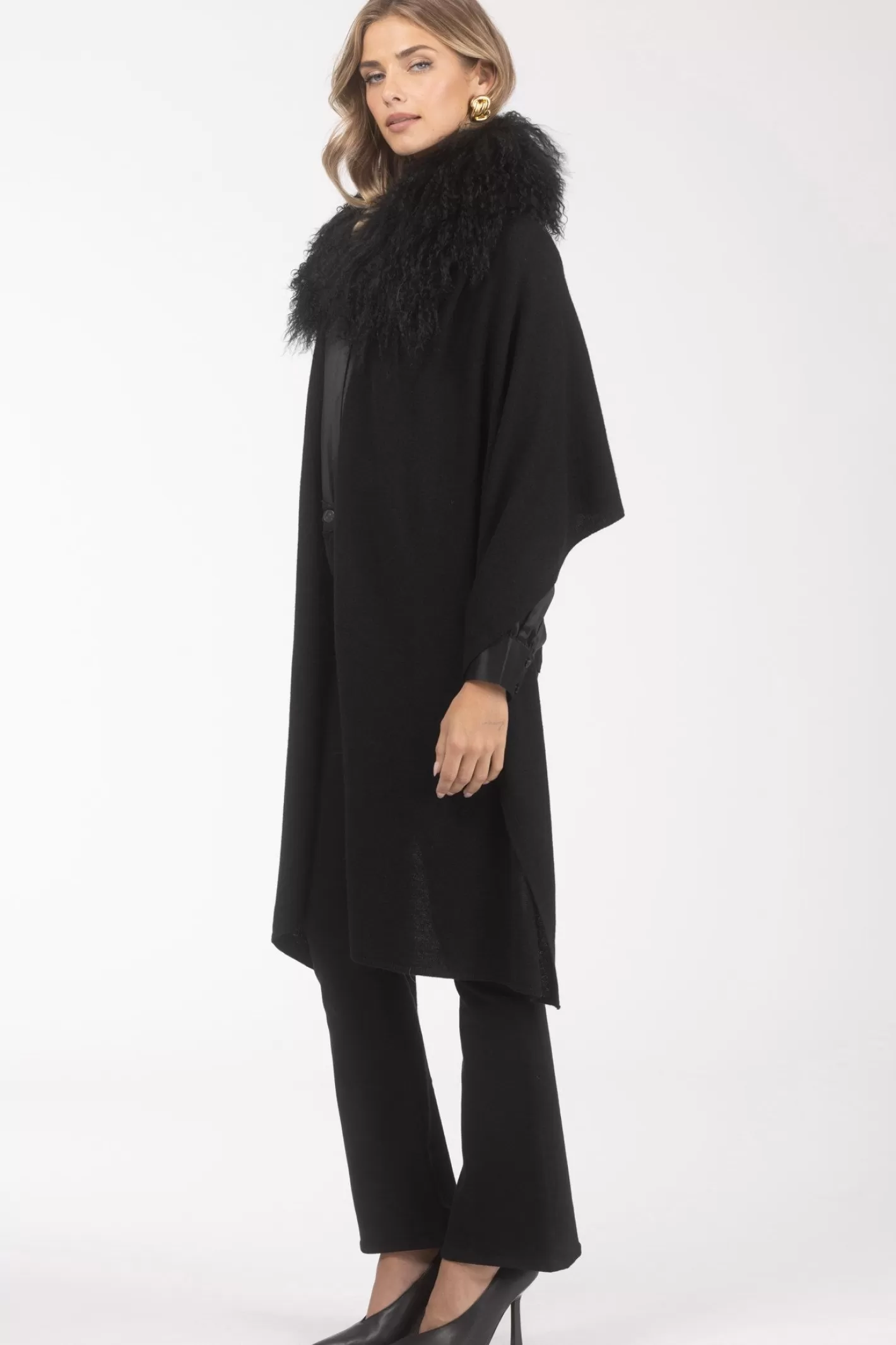 Women GORSKI Montreal Select Cashmere And Merino Wool Blend Stole With Select Mongolian Lamb Trim