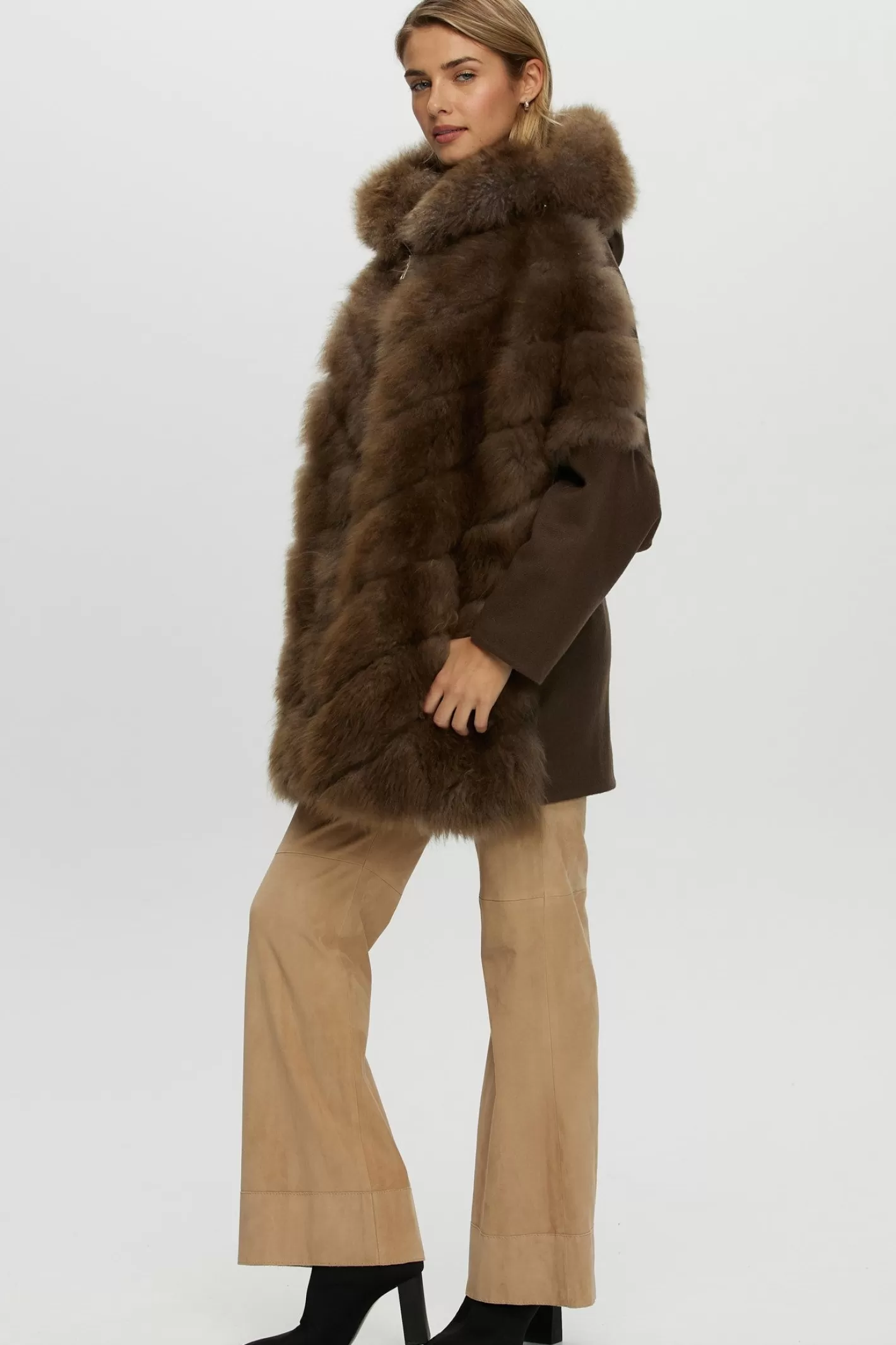 Women GORSKI Montreal Select Cashmere Goat Diagonal Parka With Loro Piana Cashmere Sleeves And Back