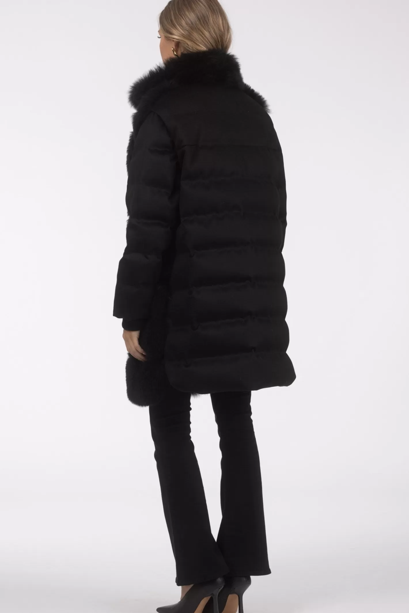 Women GORSKI Montreal Select Cashmere Goat Diagonal Stroller With Loro Piana Cashmere Sleeves And Back