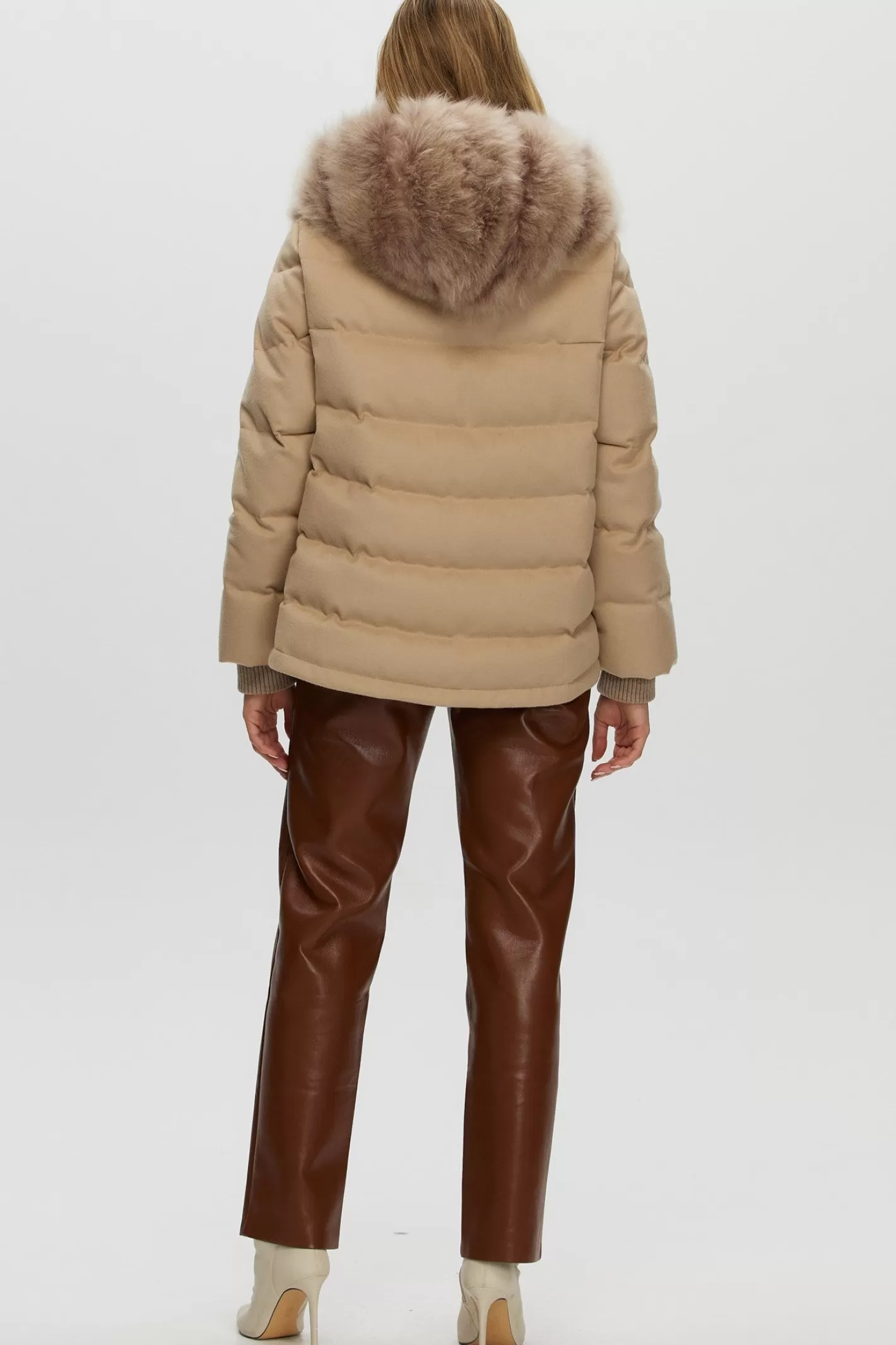 Women GORSKI Montreal Select Cashmere Goat Quilted Down Parka With Loro Piana Cashmere Sleeves And Back