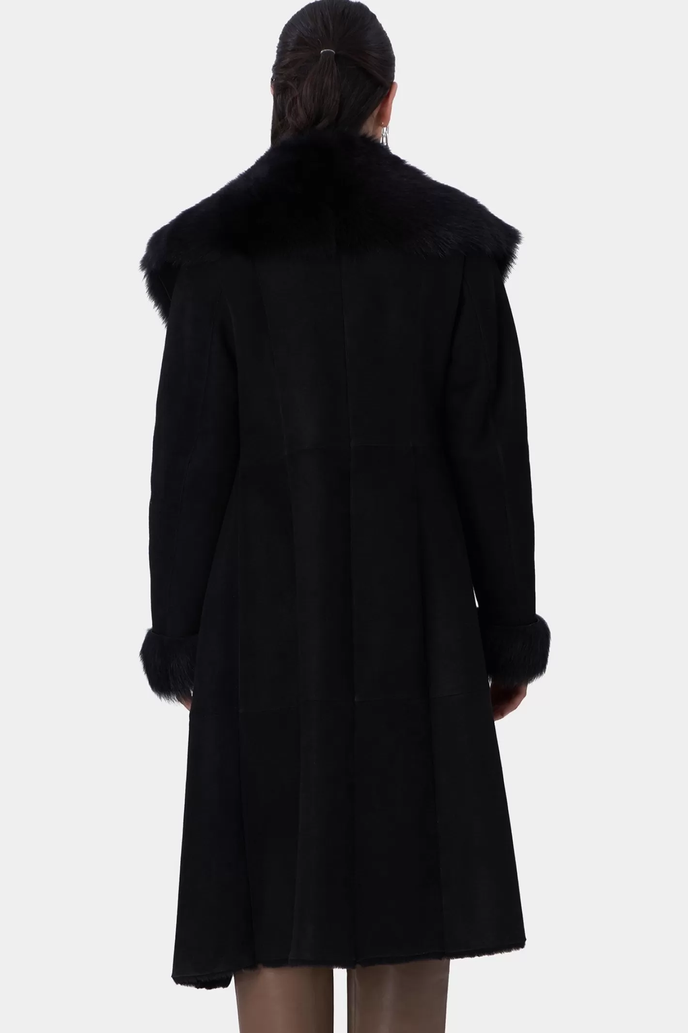 Women GORSKI Montreal Select Shearling Lamb Short Coat With Toscana Collar And Cuff