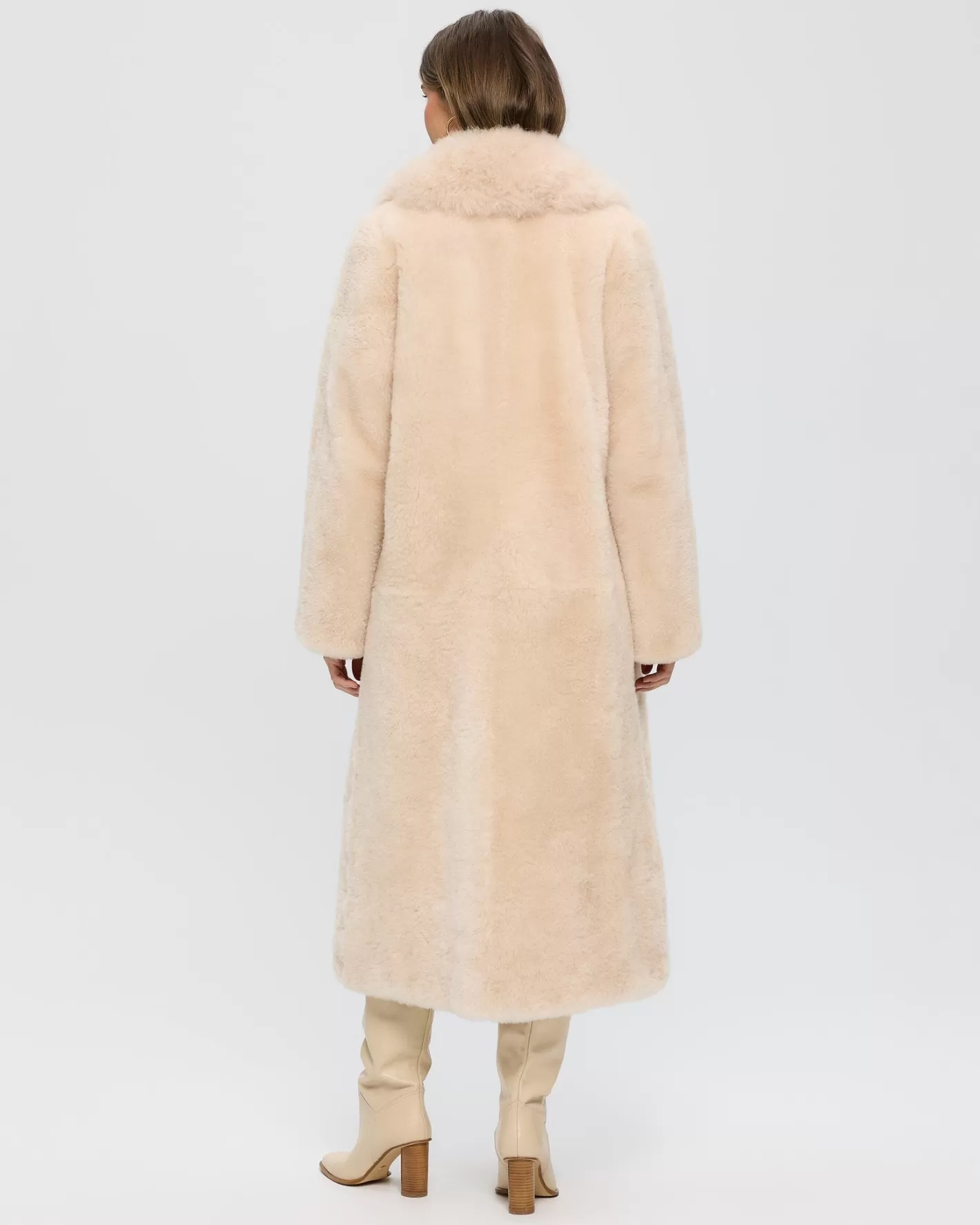 Women GORSKI Montreal Sheared Select Cashmere Goat Coat With Select Cashmere Goat Collar