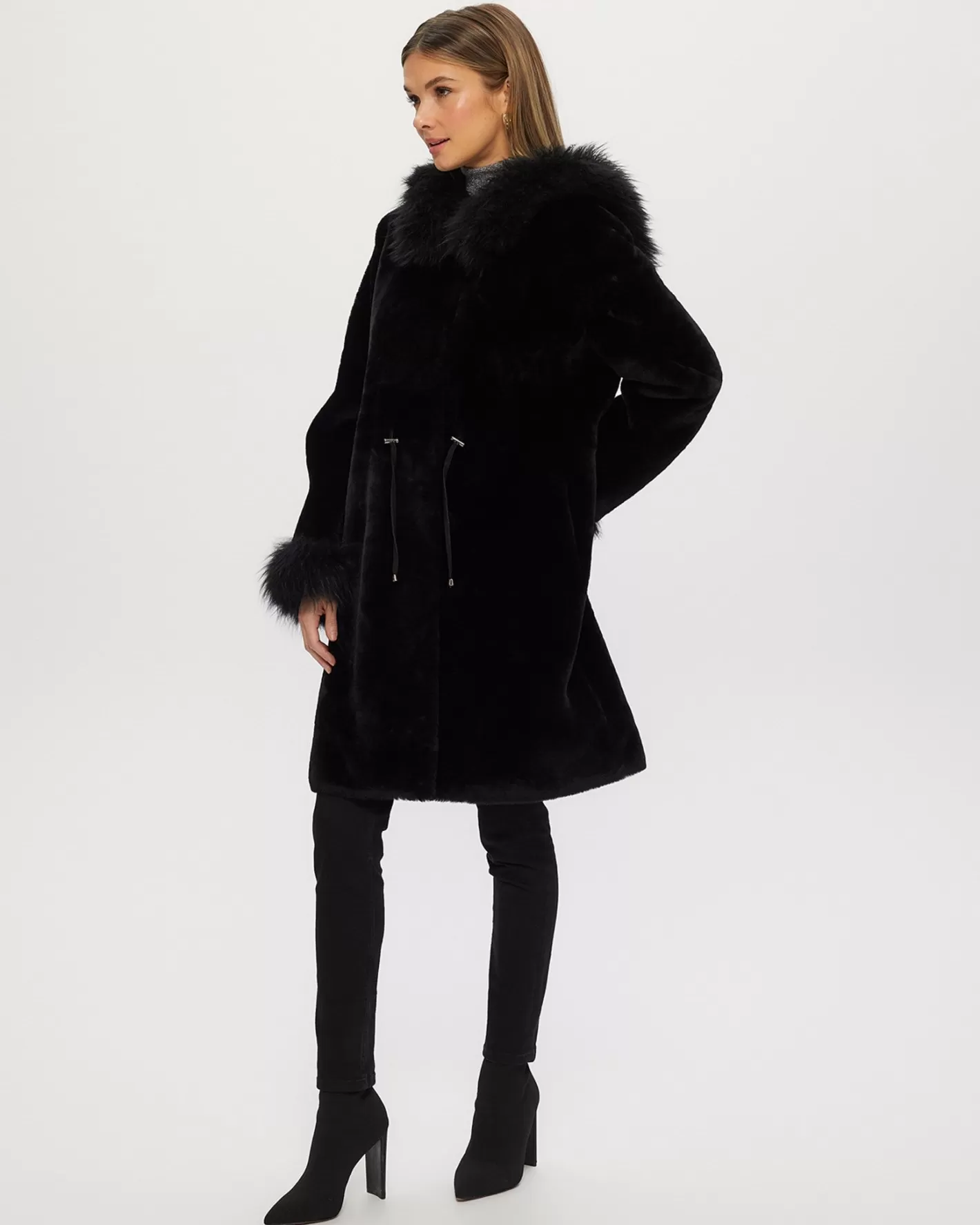 Women GORSKI Montreal Shearling Lamb Parka With Select Cashmere Goat Trim And Cuffs